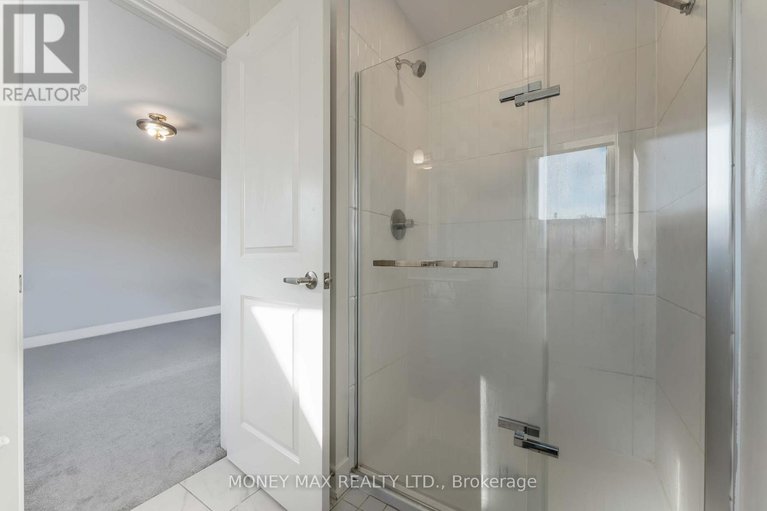 29471727/623-knotridge-street/mer-bleuebradley-estatesanderson-park/ottawa/ontario/K1W0C7_21