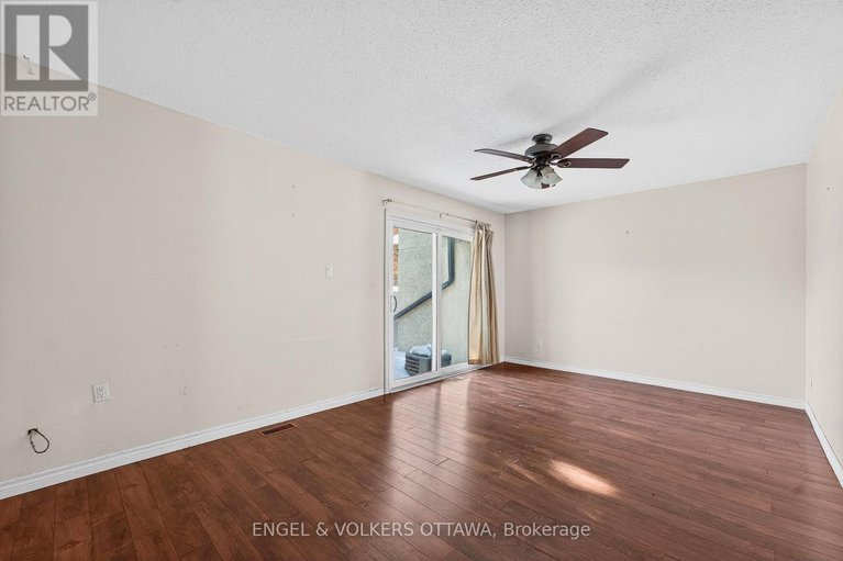 29362440/124-1449-ridgebrook-drive/pineview/ottawa/ontario/K1B4T1_15