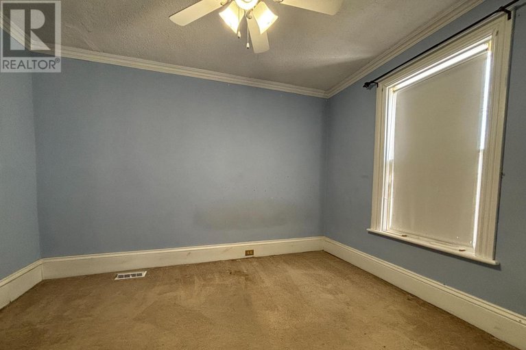 29363450/62-mcgonigal-street-e/arnprior/arnprior/ontario/K7S1L7_30