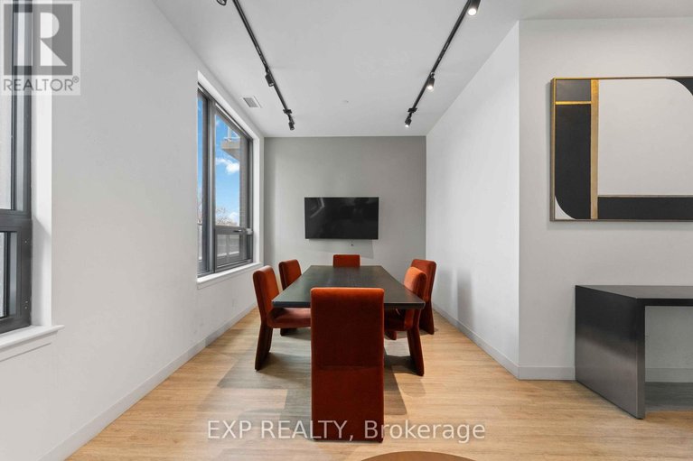 29625913/2607-180-george-street/lower-townbyward-market/ottawa/ontario/K1N5Y2_42