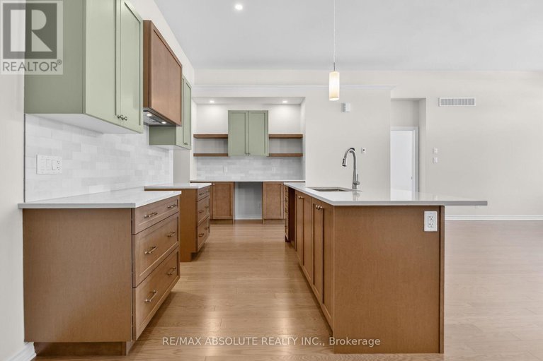 29285478/654-fisher-street/north-grenville-twp-kemptville-south/north-grenville/ontario/K0G1J0_33