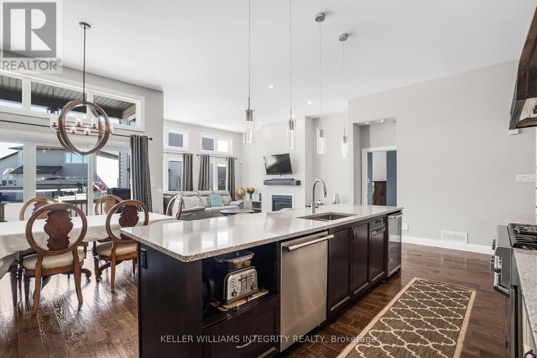 28399629/42-granite-street/clarencerockland-twp/clarence-rockland/ontario/K4K0H8_8