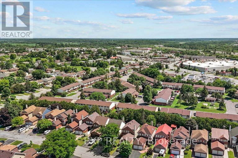 28850469/1416-progress-place/pineview/ottawa/ontario/K1B5M5_50