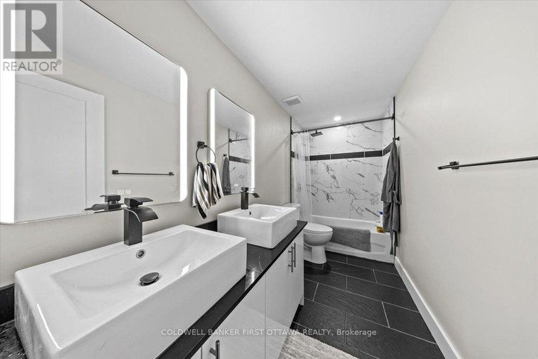 29180172/a-b-25-pennard-way/hunt-club-parkgreenboro/ottawa/ontario/K1T4C1_11