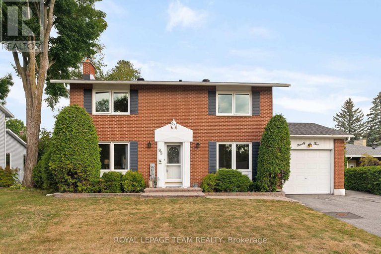 28819886/95-coburn-avenue/glencairnhazeldean/ottawa/ontario/K2L1G4_1