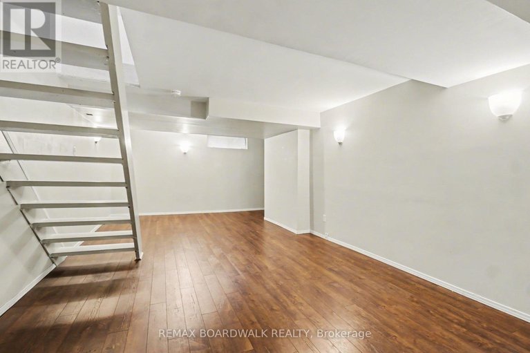 29619477/197-teal-crescent/chatelaine-village/ottawa/ontario/K1E2C3_27