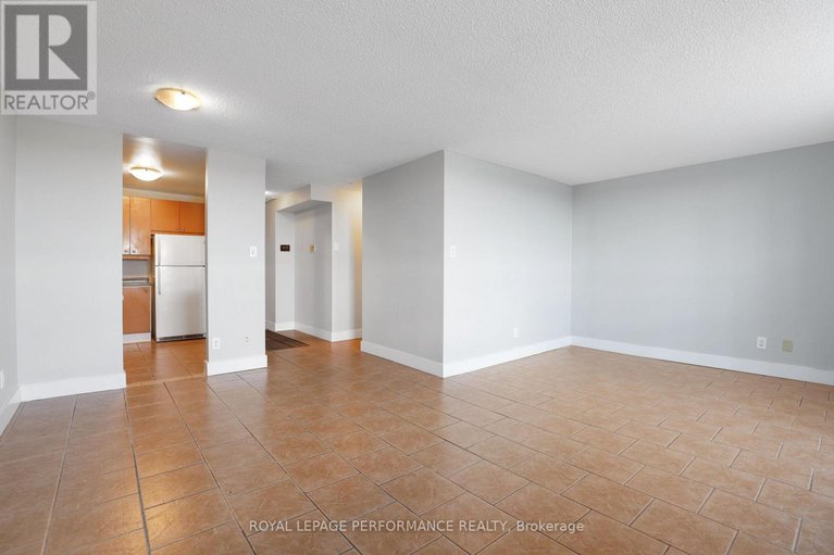 29069042/810-2020-jasmine-crescent/beacon-hill-south/ottawa/ontario/K1J8K5_16