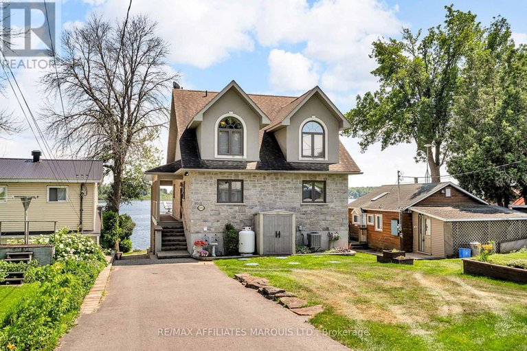 28599755/6796-st-louis-point-road/south-glengarry-charlottenburgh-twp/south-glengarry/ontario/K0C2E0_3