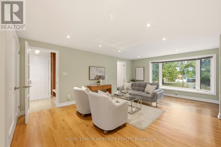 29618053/68-beaver-ridge/city-viewskylinefisher-heightsparkwood-hills/ottawa/ontario/K2E6E4_30