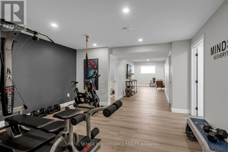 28627551/4-matthew-kieran-crescent/long-sault/south-stormont/ontario/K0C1P0_41