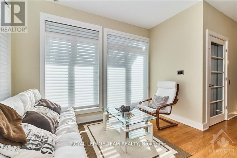29679100/10-800-melwood-avenue/mckellar-heightsglabar-park/ottawa/ontario/K2A3C3_14