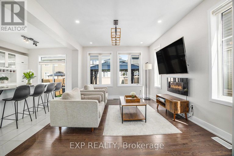 28527433/63-pelham-crescent/goulbourn-twp-from-franktown-rdsouth-to-rideau/ottawa/ontario/K0A2Z0_5
