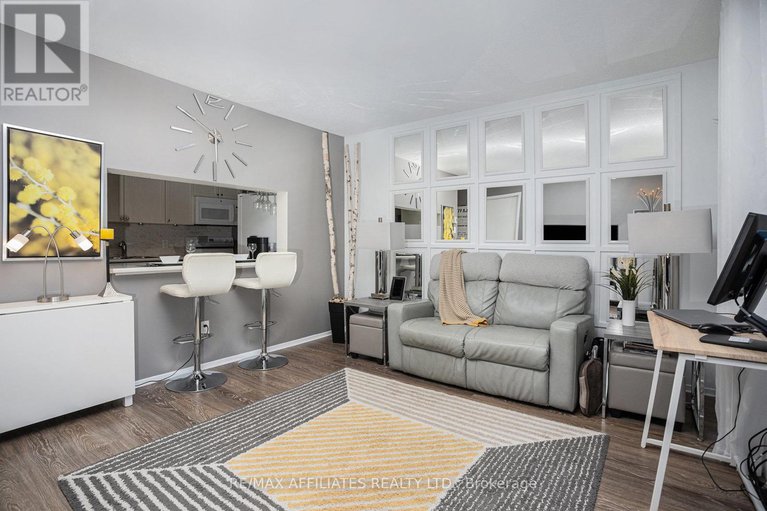 28977949/207-270-brittany-drive/viscount-alexander-park/ottawa/ontario/K1K0R8_3