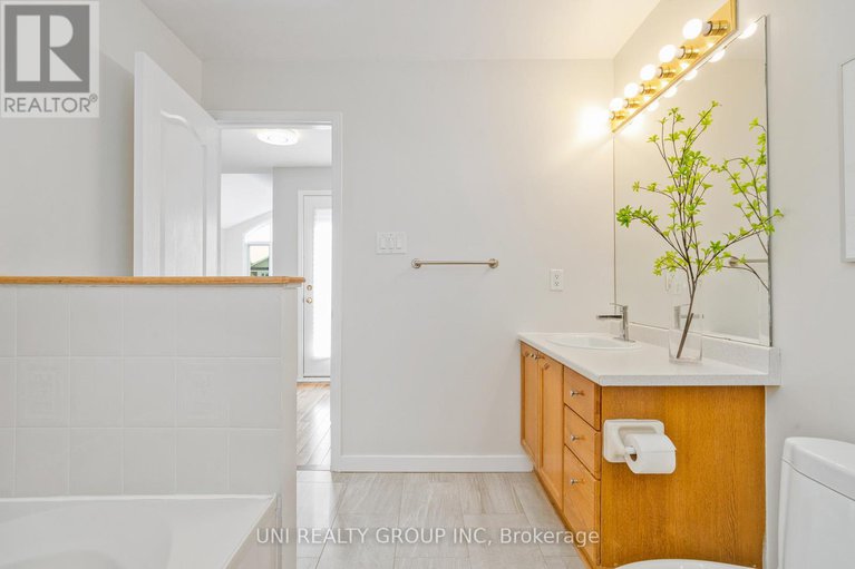 28314032/114-thornbury-crescent/centrepointe/ottawa/ontario/K2G6C3_40