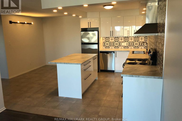 28576601/1904-900-dynes-road/carleton-square/ottawa/ontario/K2C3L6_4