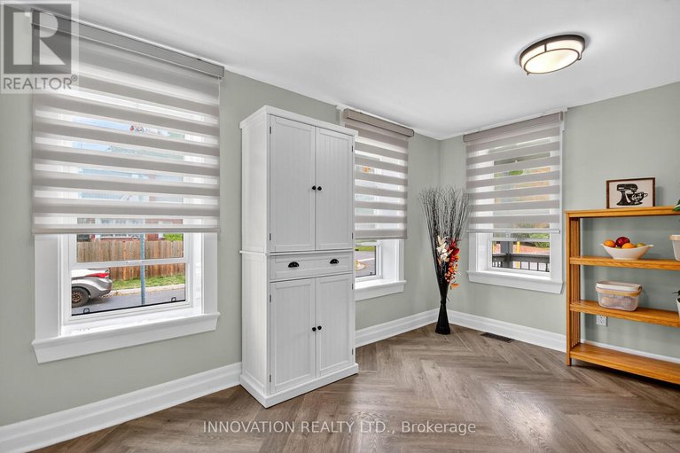 28924268/70-augusta-street/morrisburg/south-dundas/ontario/K0C1X0_18
