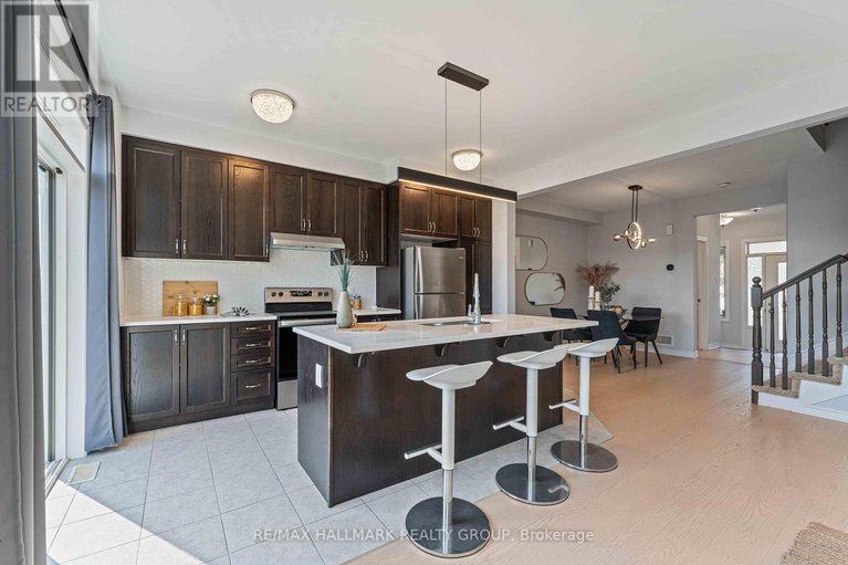 28828878/402-edgevalley-court/stittsville-north/ottawa/ontario/K2S2R3_8