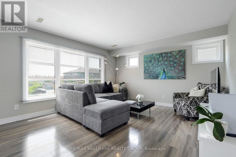 29474996/763-chapman-mills-drive/strandherd/ottawa/ontario/K2J5X2_8