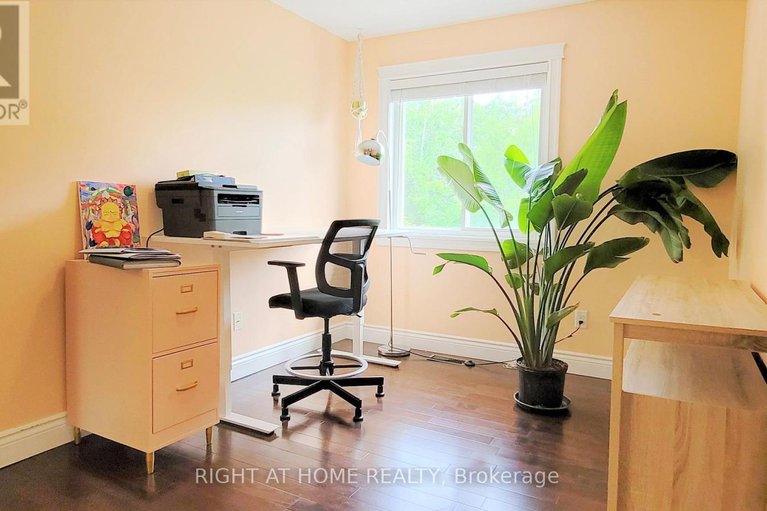 28858841/542-aberfoyle-circle/morgans-grantsouth-march/ottawa/ontario/K2K3R2_18