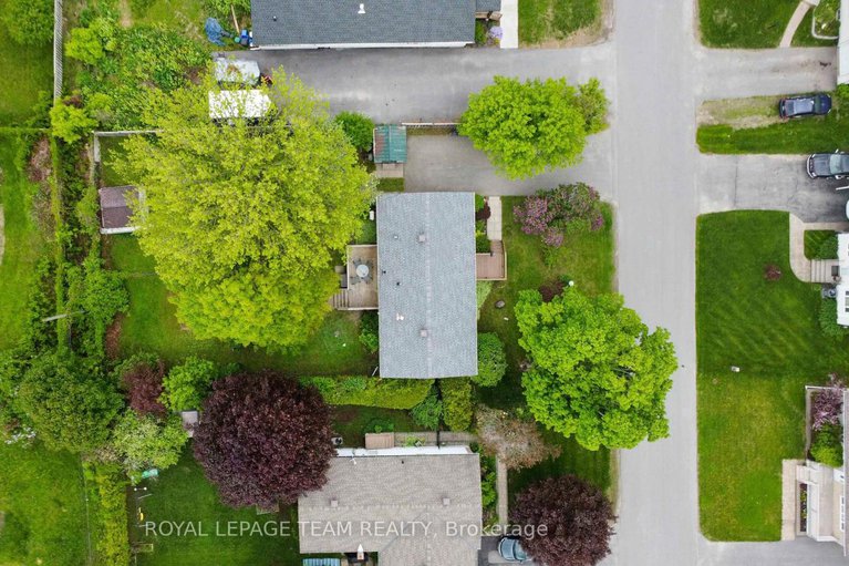 28708090/307-dodson-street/kemptville/north-grenville/ontario/K0G1J0_36