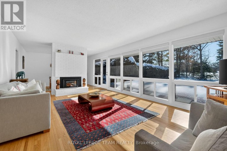 29400979/28-tiffany-crescent/beaverbrook/ottawa/ontario/K2K1W2_7