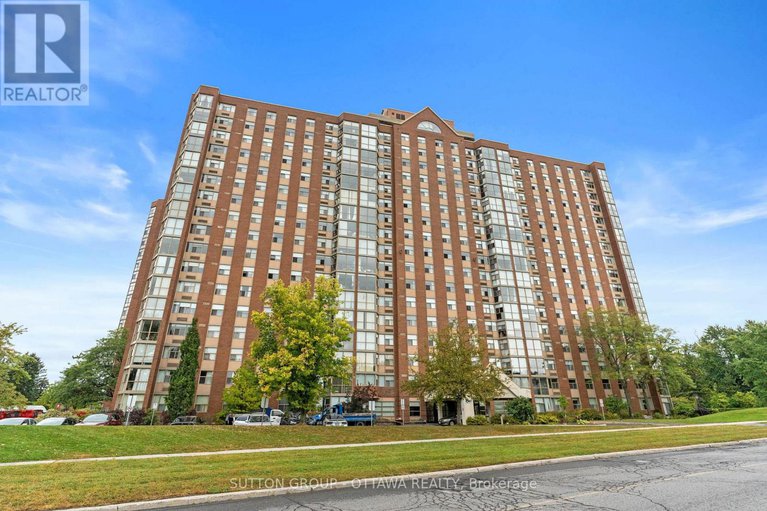 1111 - 2760 Carousel Crescent