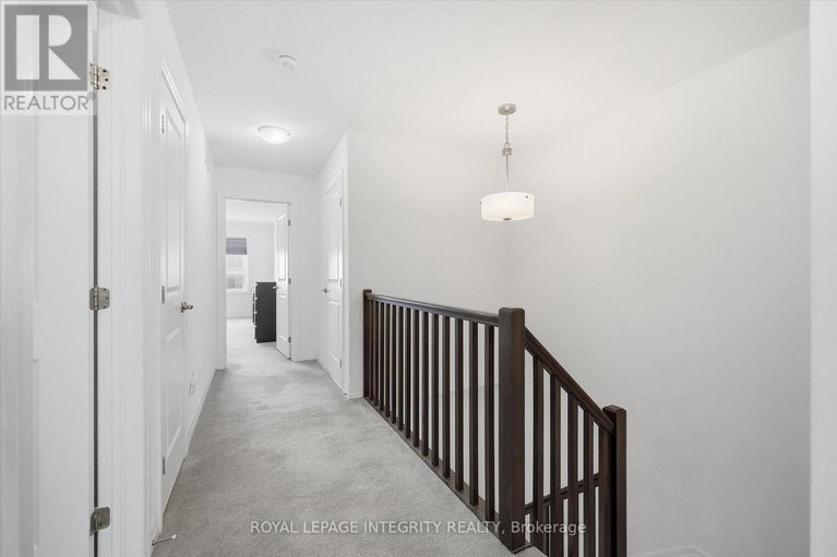 29474235/88-chevron-place/mer-bleuebradley-estatesanderson-park/ottawa/ontario/K1W0L6_19