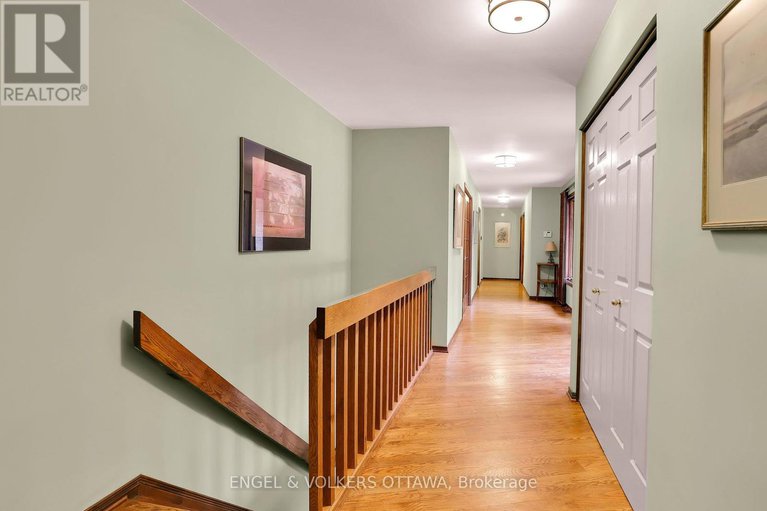 28202827/7-deerfield-drive/mcnabbraeside-twps/mcnabbraeside/ontario/K0A3L0_13