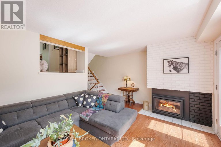 28141564/31-reaney-court/beaverbrook/ottawa/ontario/K2K1W7_9