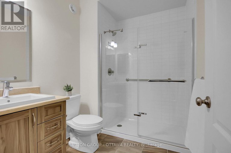28627249/809-carnelian-crescent/riverside-southgloucester-glen/ottawa/ontario/K1X0A8_32
