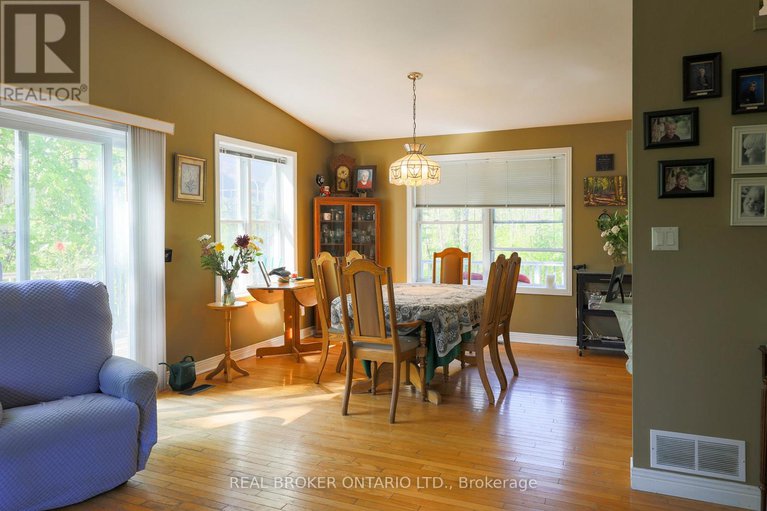 28732192/988-county-44-road/north-grenville-twp-kemptville-south/north-grenville/ontario/K0G1T0_7