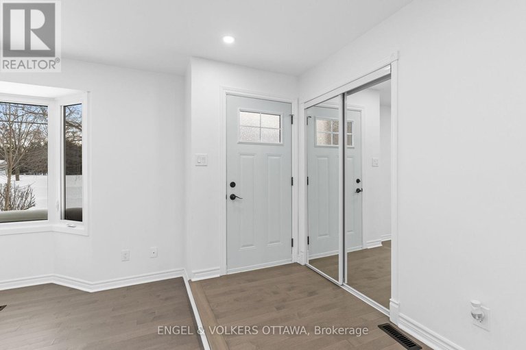 28332418/1375-trebla-way/greely/ottawa/ontario/K4P1E4_6