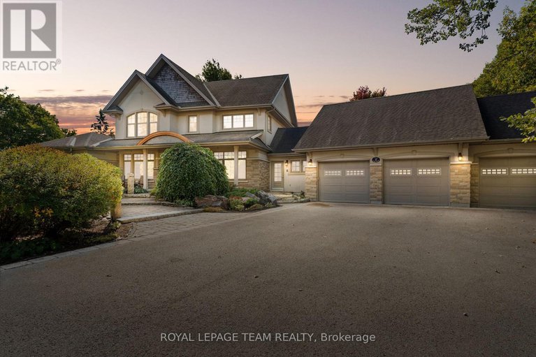 29096709/7-sara-court/fallowfield/ottawa/ontario/K2R1E2_1