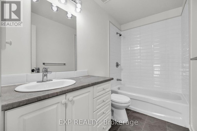 28543966/423-hillsboro-private/emerald-meadowstrailwest/ottawa/ontario/K2M3A7_23