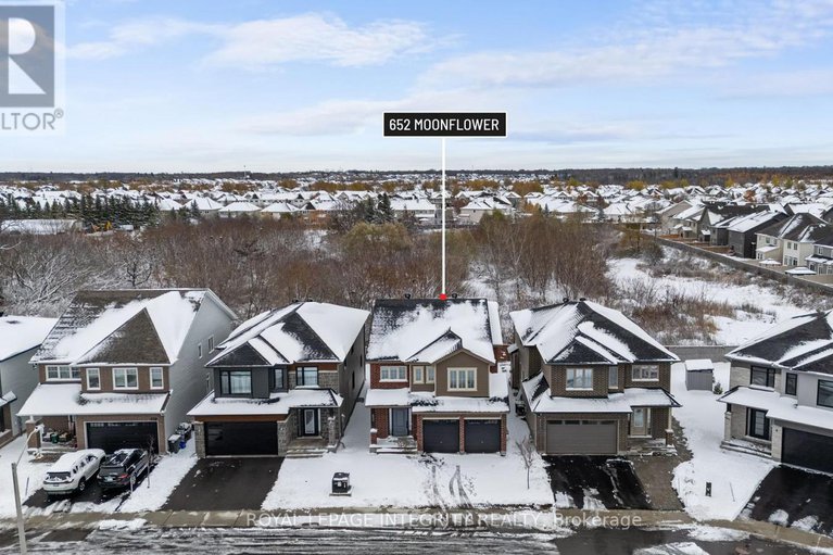 29093946/652-moonflower-crescent/blossom-parkkemp-parkfindlay-creek/ottawa/ontario/K1T0X8_2