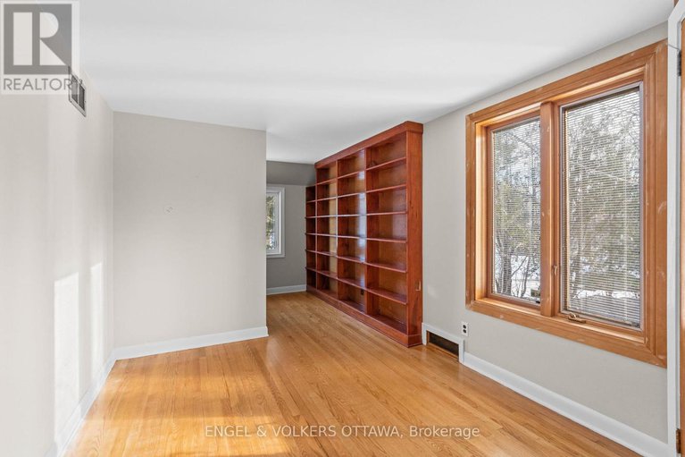 28608885/32-ryeburn-drive/riverside-southgloucester-glen/ottawa/ontario/K1V1H6_36