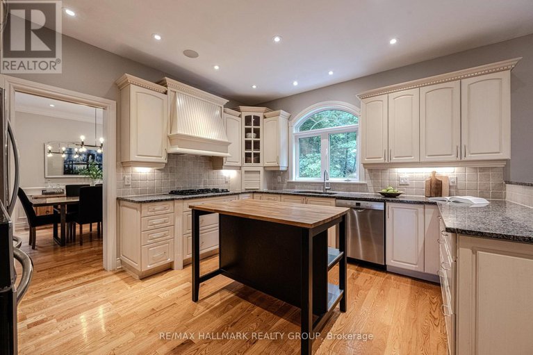 28493807/1431-duchess-crescent/manotick-east-to-manotick-station/ottawa/ontario/K4M1K2_11
