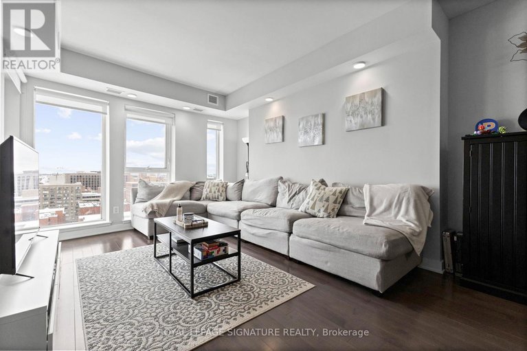 29229044/1307-40-nepean-street/ottawa-centre/ottawa/ontario/K2P0X4_18