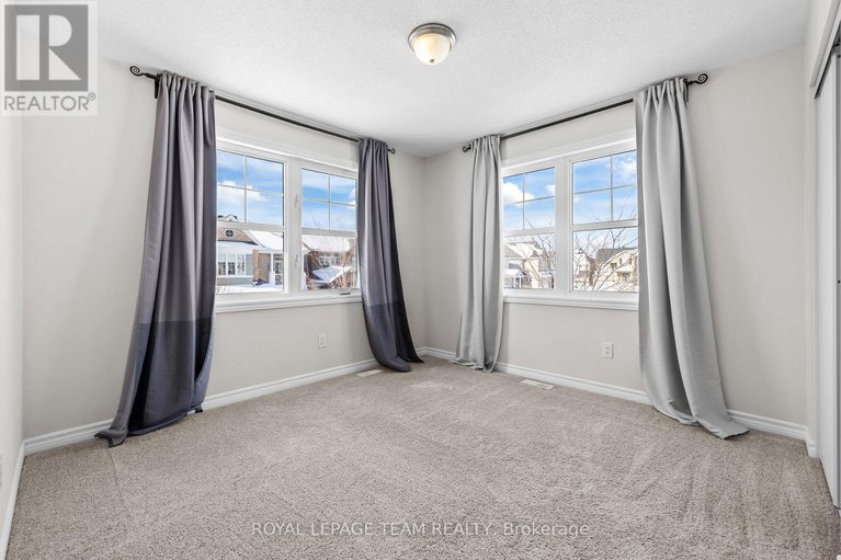 29366438/1001-shimmerton-circle/emerald-meadowstrailwest/ottawa/ontario/K2M0L4_25