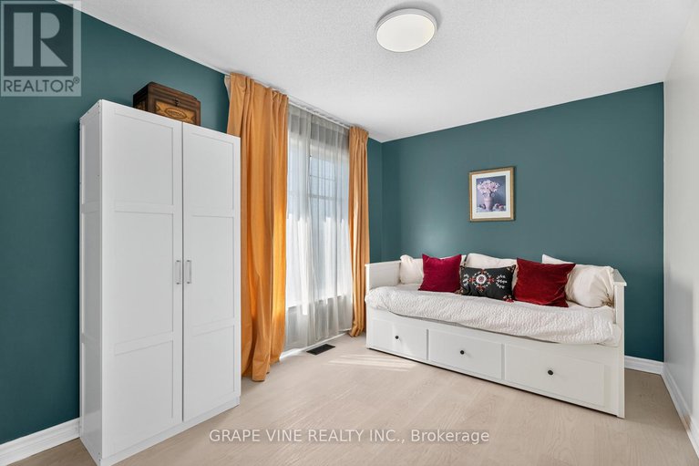 28754446/349-grammond-circle/avalon-west/ottawa/ontario/K4A0T6_28