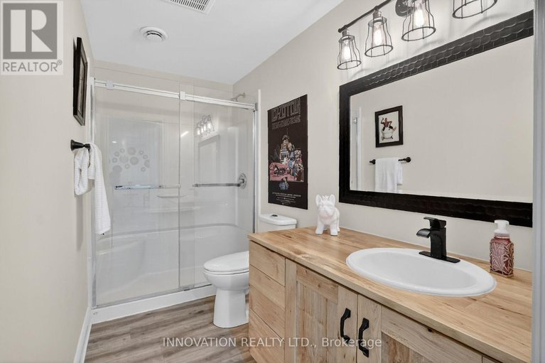 29455470/127-elfin-grove-w/emerald-meadowstrailwest/ottawa/ontario/K2V0B9_32