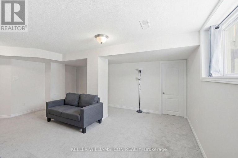 29300764/132-asper-trail-circle/emerald-meadowstrailwest/ottawa/ontario/K2M0K8_34