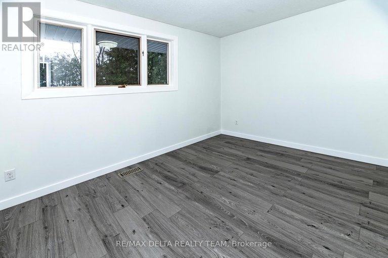 29227688/785-de-salaberry-street/beacon-hill-north/ottawa/ontario/K1J6Y5_25