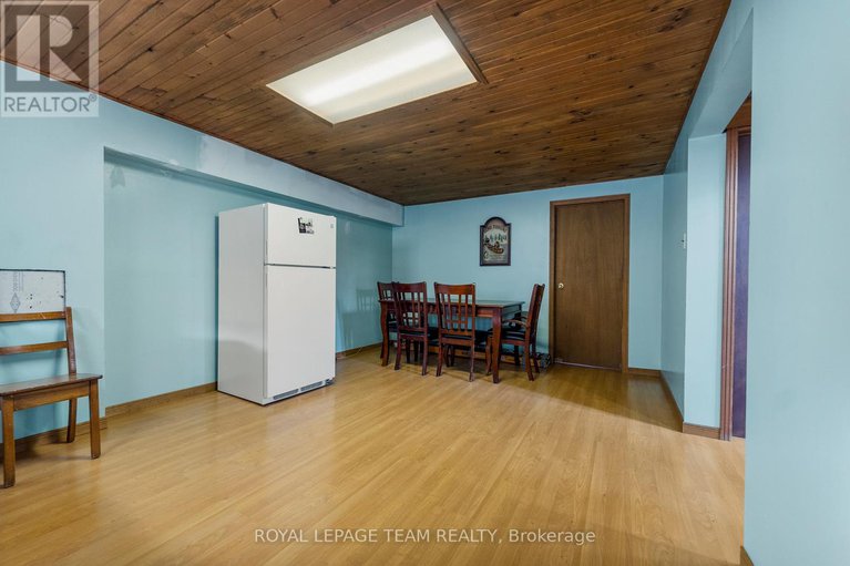 29009688/1059-flynn-avenue/kinburn/ottawa/ontario/K7S3G7_28