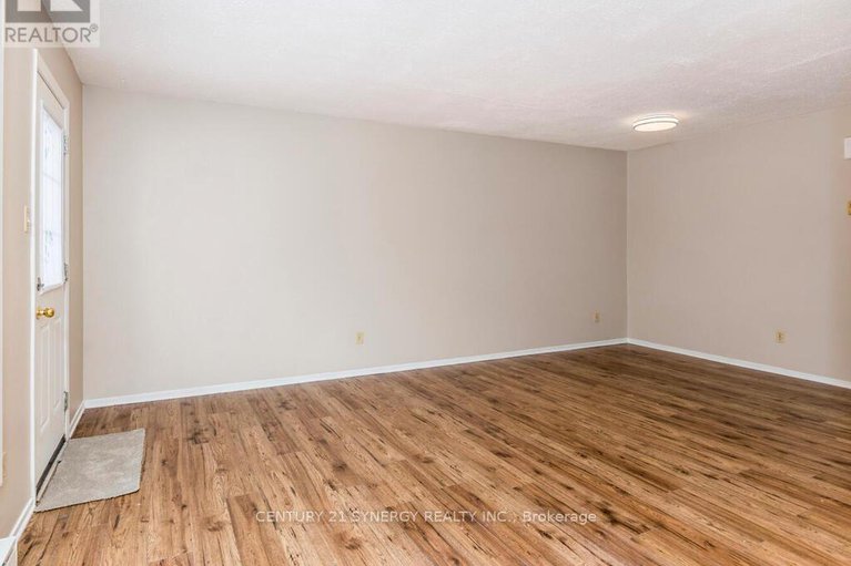 29268847/51-3115-olympic-way/blossom-parkleitrim/ottawa/ontario/K1T1Y7_9