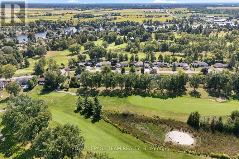28822085/1245-fairway-drive/manotick-south-to-roger-stevens/ottawa/ontario/K4M1B3_39