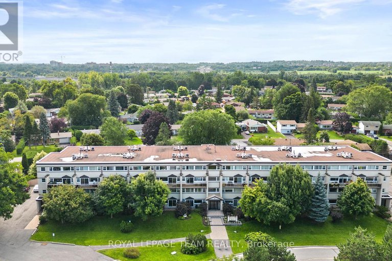 28613036/109-12-corkstown-road/lakeview-park/ottawa/ontario/K2H5B3_29