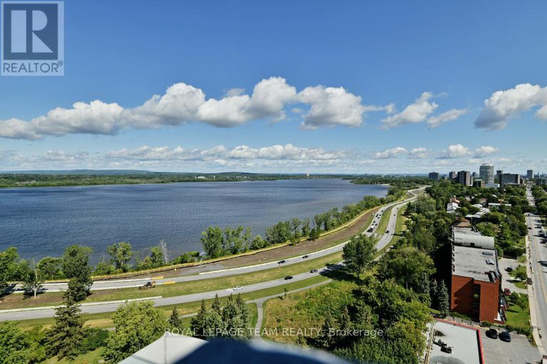 28815595/7-775-richmond-road-n/woodroffe/ottawa/ontario/K2A0G7_45