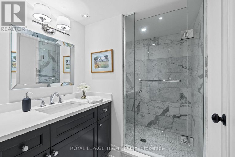 28626458/5572-carrison-drive/manotick-village-manotick-estates/ottawa/ontario/K4M1K7_28