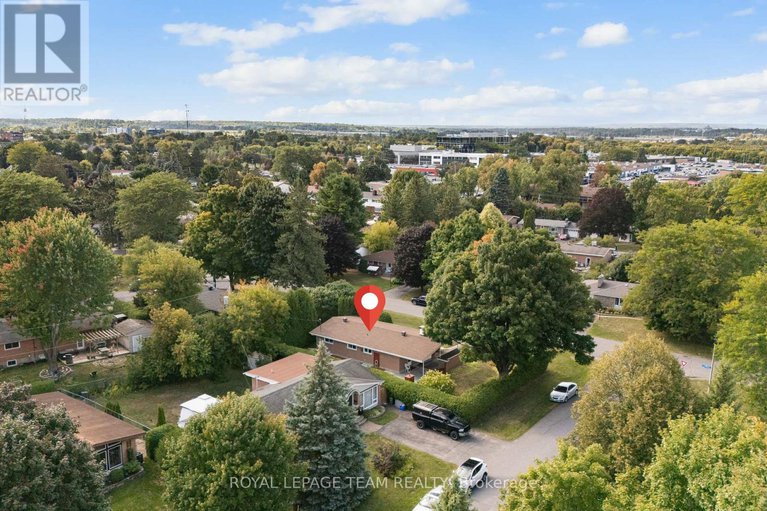 29135223/30-ellery-crescent/lynwood-village/ottawa/ontario/K2H6M6_47